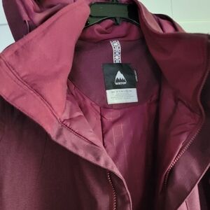 Burton Burgundy ski snowboard jacket Womens XL